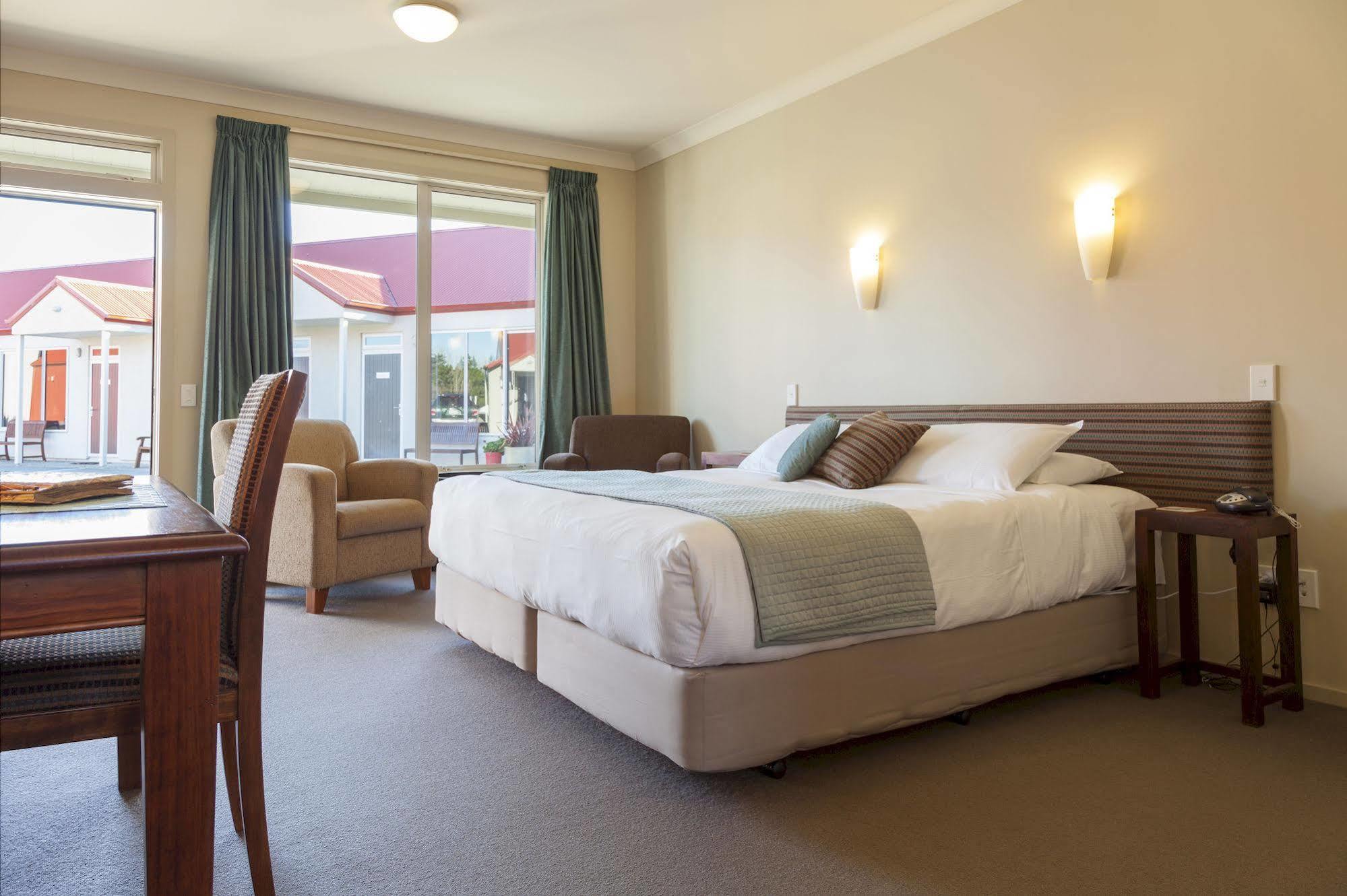 Hawkdun Lodge Motel Ranfurly Exteriör bild