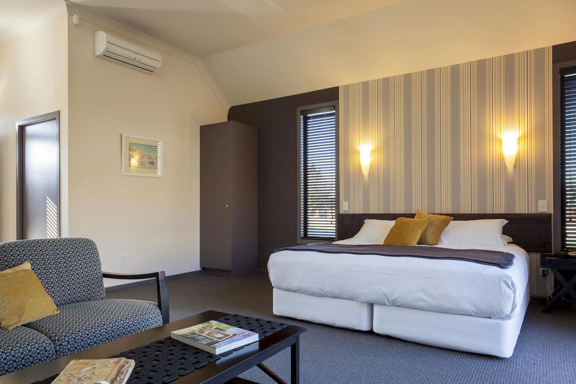 Hawkdun Lodge Motel Ranfurly Exteriör bild